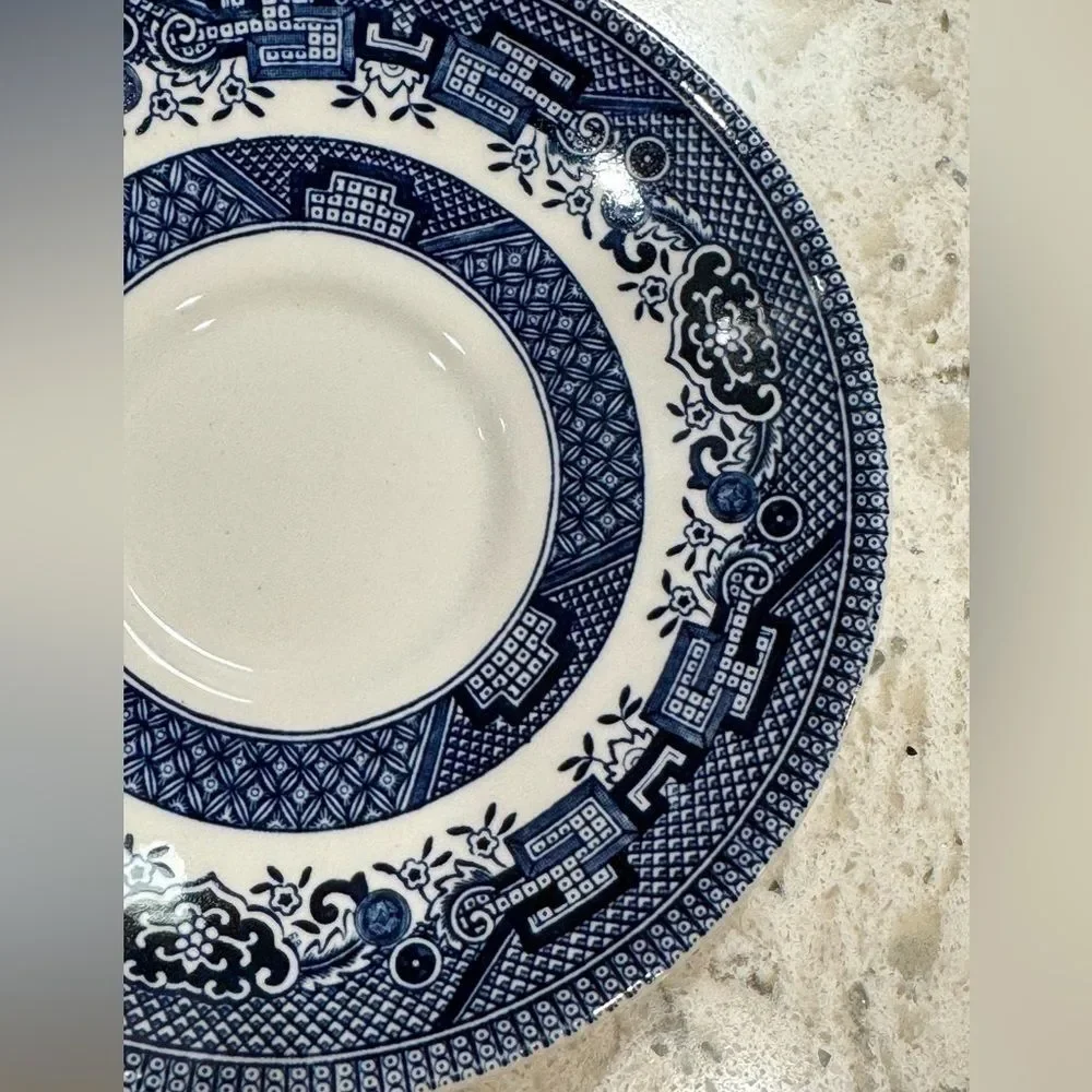 VINTAGE LATE 1900’s~SET OF 4~BLUE WILLOW SAUCERS~CHURCHILL*ENGLAND~PORCELAIN~G23